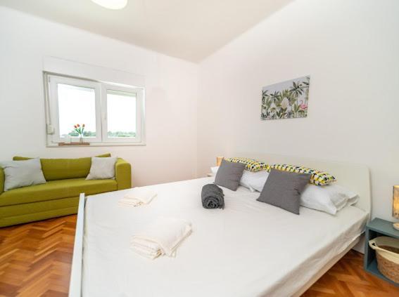 Laganini Apartman Rab ラブ エクステリア 写真