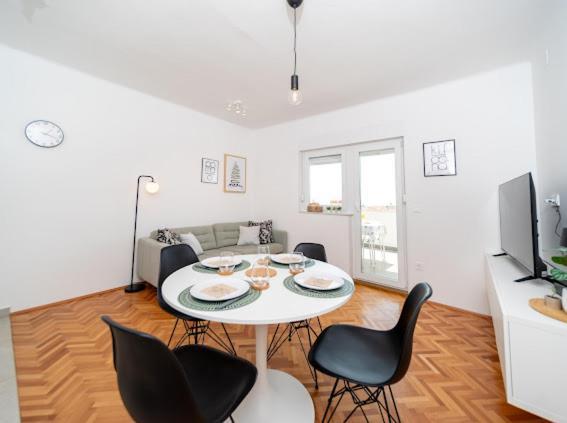 Laganini Apartman Rab ラブ エクステリア 写真